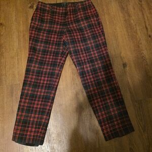 100% Wool J. Crew Women's Red and Black Plaid Tartan Cafe Capri